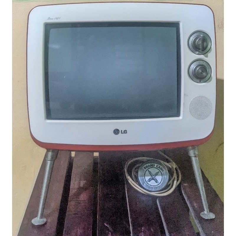televisi / TV Tabung  CRT LG Retro classic serie 1 type 14SR1AB - Vintage