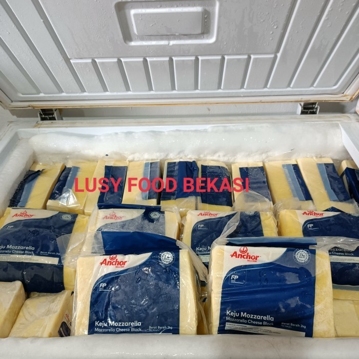 

Tfren99_ Keju Mozarella Anchor Kemasan 2kg kirim seluruh Indonesia - 2kg asli pabrik