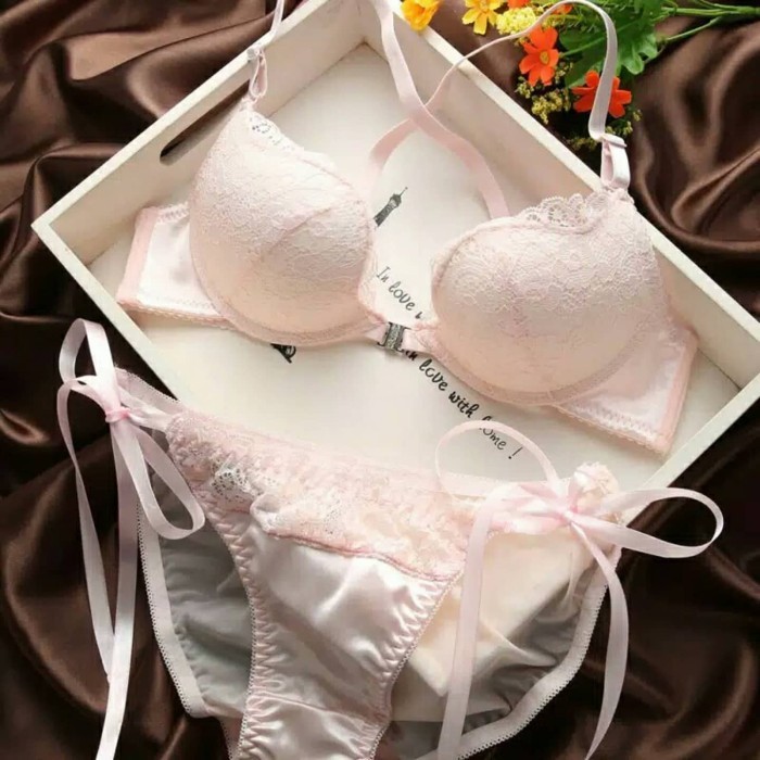 GK Bra Set BH + Celana Dalam Wanita Sexy Elegant Import Model Lingerie - Pink, 32