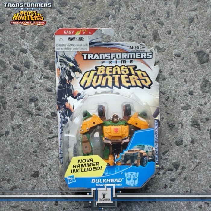 Transformers Prime Beast Hunters BULKHEAD Cyberverse Class