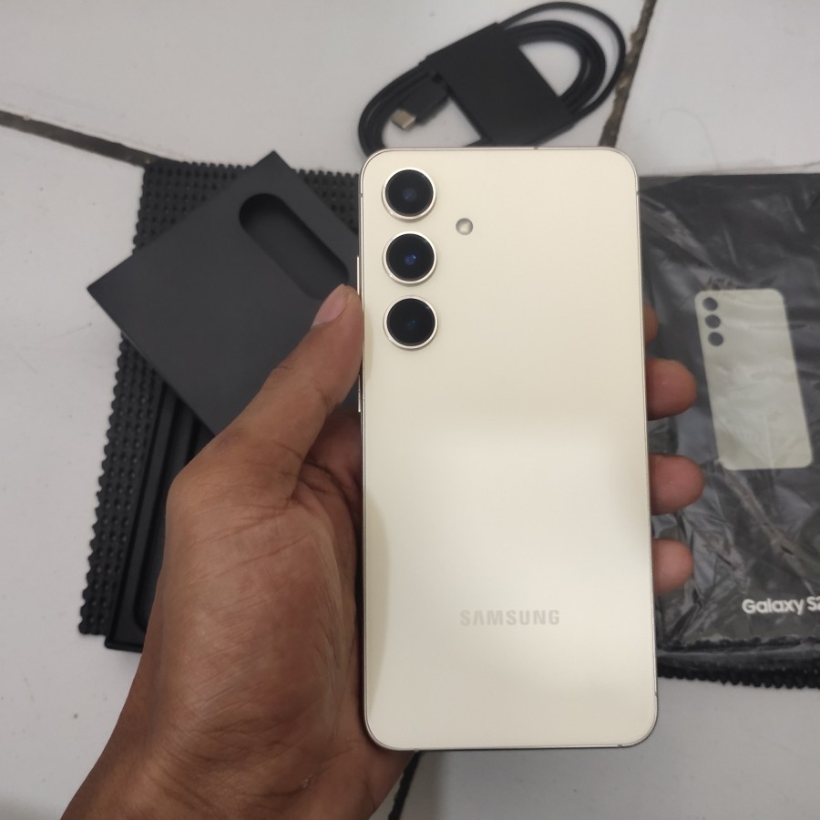 Samsung S24 5G Ram 8/521GB | Ram 8/256GB ( Second )
