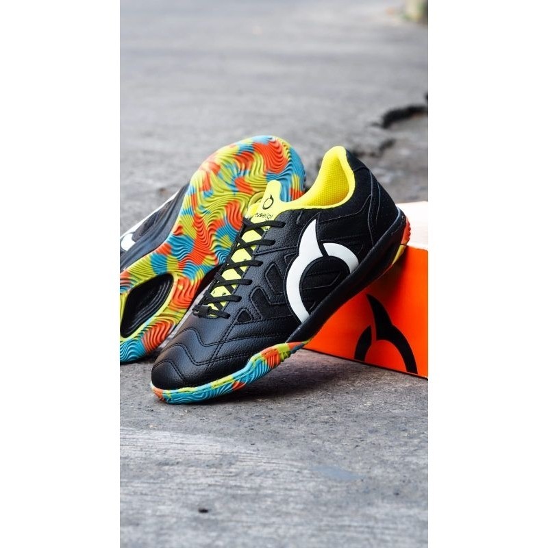 Sepatu Futsal Ortuseight JOGOSALA RAMPAGE V2 - White Grey Army Green Black Original Ortus// PROMO MU