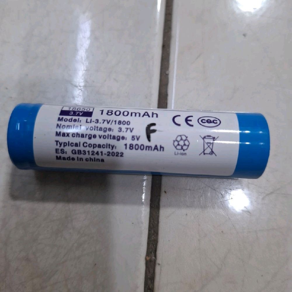 Baterai cas 18650 Batry cas 3.7 Volt Batrai isi ulang
