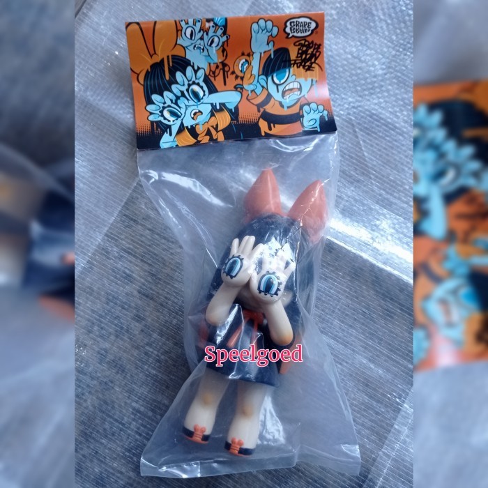 GRAPE BRAIN NIGIRU CHAN EXCLUSIVE SIGNED