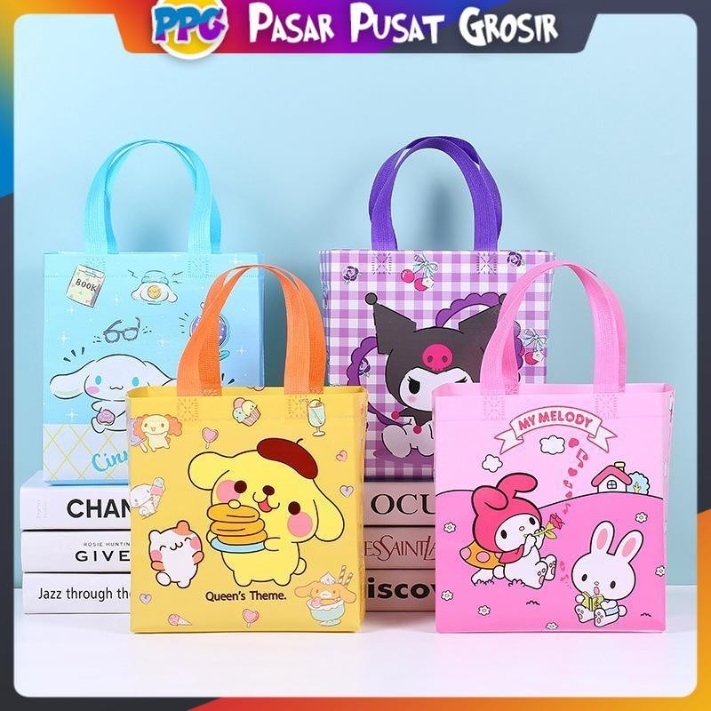

PPG - Tas Goodie Bag Karakter / Tas Ulang Tahun Souvenir Karakter Happy Birthday Sanrio / Tas Kantong Souvenir Ulang Tahun Hampers / Tas Tumbler Botol Termos