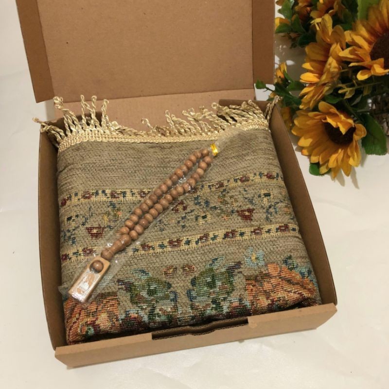 

hampers tahlilan /souvenir umroh/souvenir haji/hampers khitan/hampers umroh/hampers haji/hampers sajadah/hampers pernikahan/hampers lebaran/hampers ulang tahun/ langsung proses
