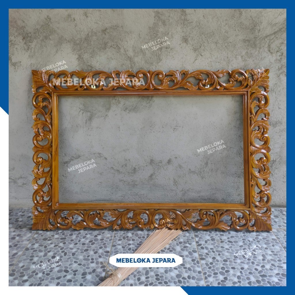 Figura cermin dinding kayu jati ukiran ulir kerawang. Cermin dinding ukiran dekorasi ukiran