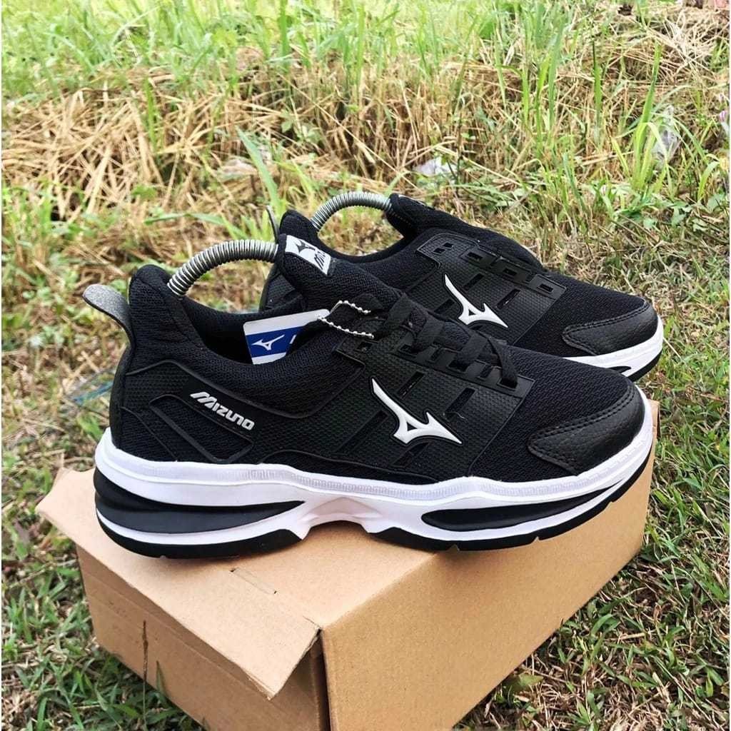 Sepatu Mizuno Sport Running Hitam Putih Sepatu Ringan Cocok Untuk Jogging/Senam/Volly/badminton/Seko