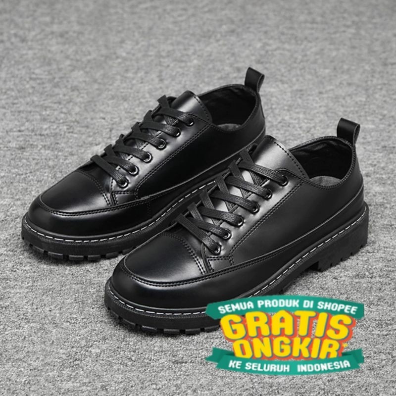 Sepatu Pria DOCMART Sepatu Cowok Formal Kulit Sepatu Sekolah Wanita Kerja Casual/ Viral putih hitam