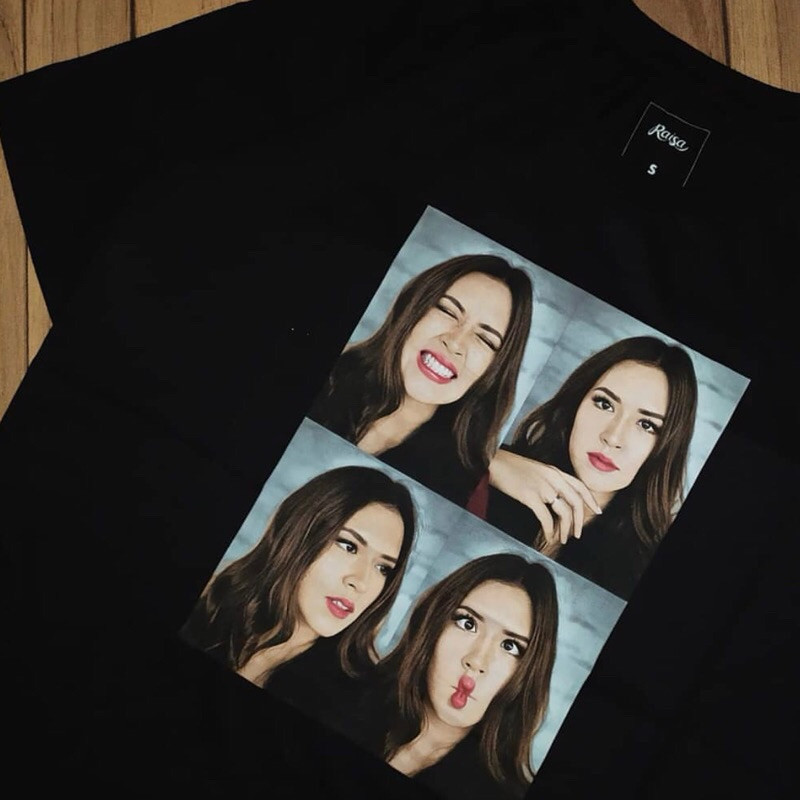 KAOS T-Shirt RAISA KOLASE TEE BLACK Bahan Tebal Cotton Combed 24s
