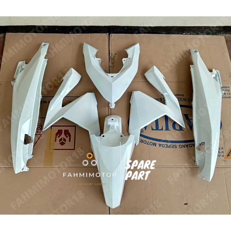 Cover full body bodi halus honda vario 125/150 LED terlaris all warna Putih