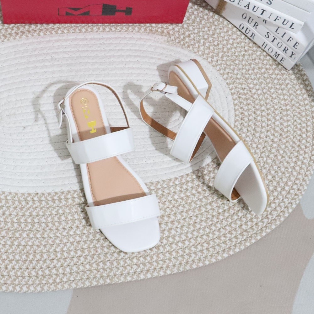 Elegant 1 1/2 inch hot new korean fashion platform heels ankle sandals