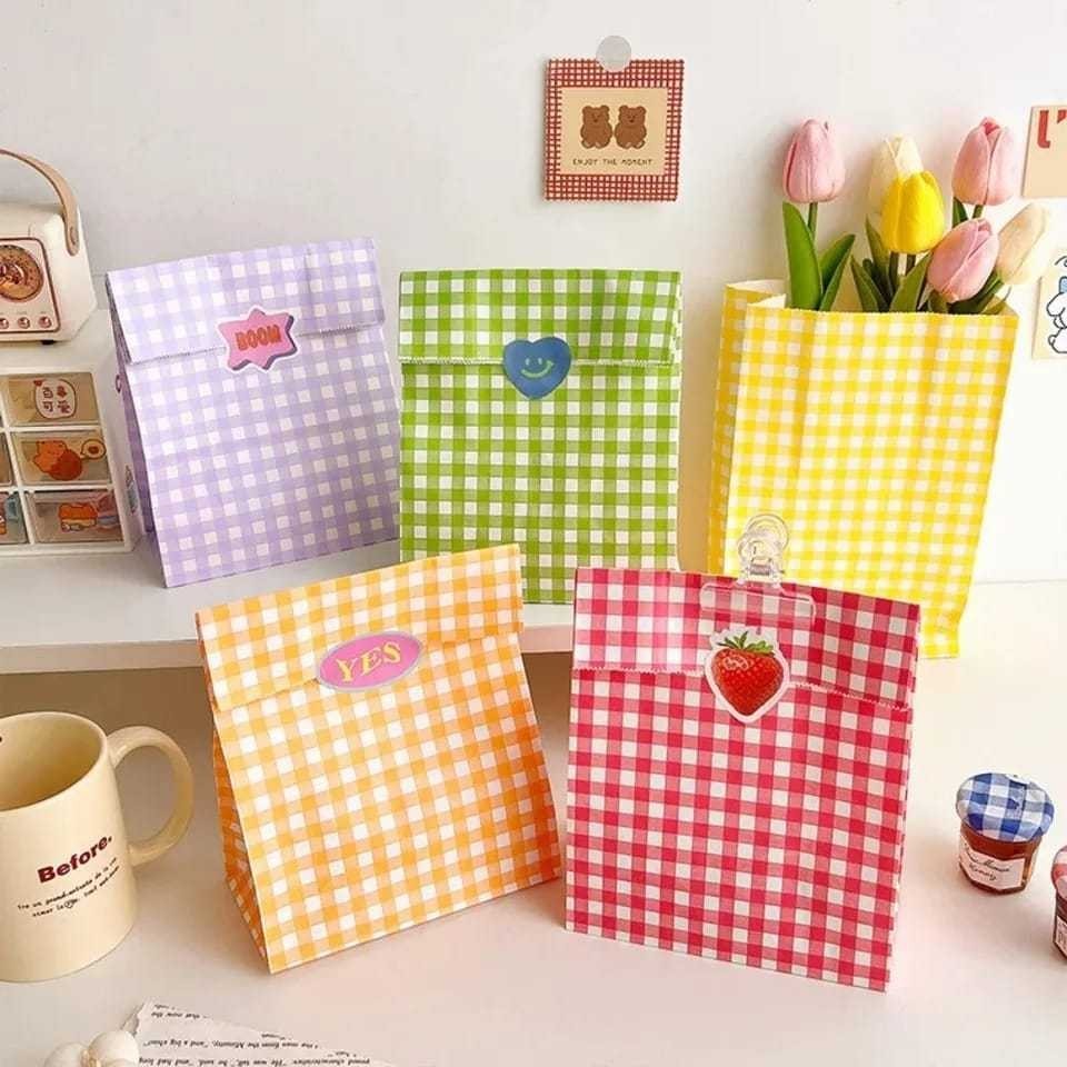 

[BS COD] Korean Paper Bag warna-warni Tas Snack Kantong Kertas Gift Bag Pembungkus Kue Kering Cookies Candy Colour Aesthetic Packaging