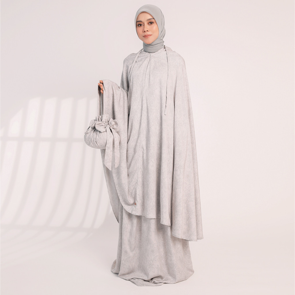 Lozy Hijab - Kejora Prayer Set (Mukena Motif Rayon 2in1 Lozy x Lesti Kejora)