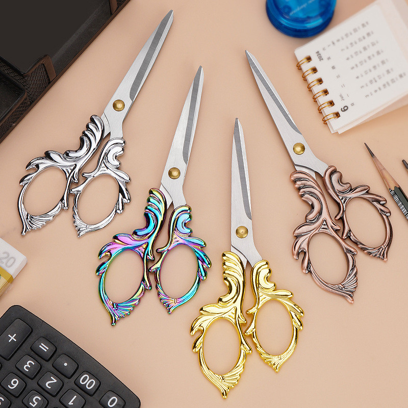 

Retro Scissors Cross Stitch Zinc Alloy Vintage Small Scissor Flower Pattern For DIY Sewing Thread Cutting Needlework Tools