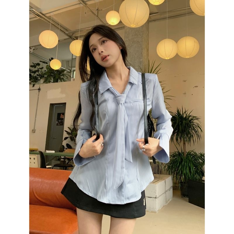 Kemeja Lengan Panjang Ramping Gaya Korea Wanita Atasan Kemeja Garis-garis Model Korea