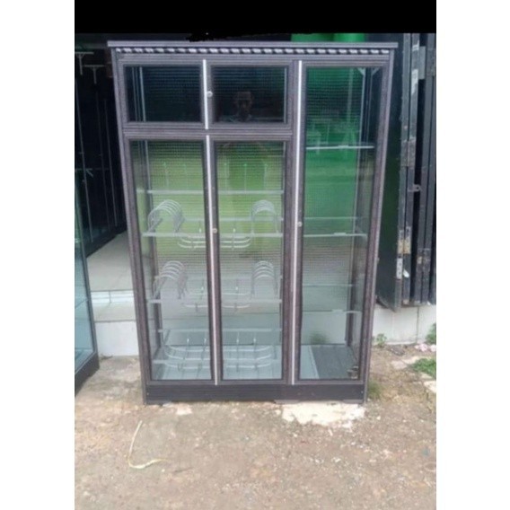 LEMARI KACA ALUMUNIUM/RAK PIRING