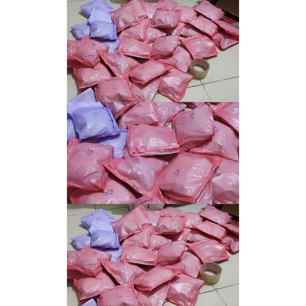 

Packing Tambahan Bubble Wrap/Kardus Tebal - Lindungi Paket Anda!