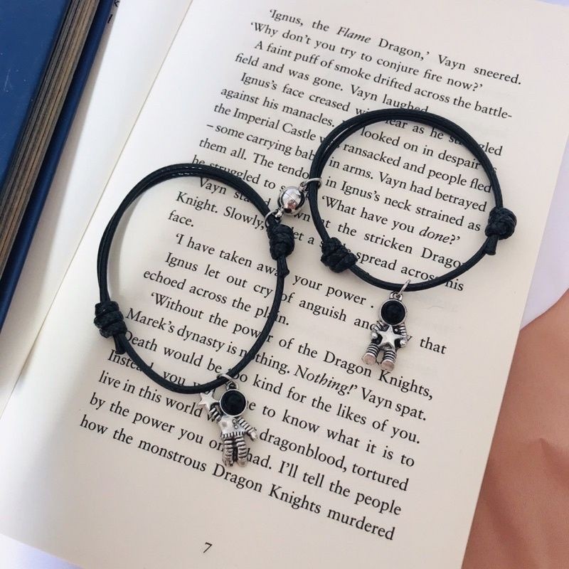 Gelang Couple Magnet Astronot