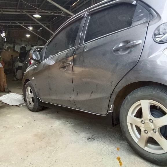 bodykit brio bodikit brio bodykit honda brio satya