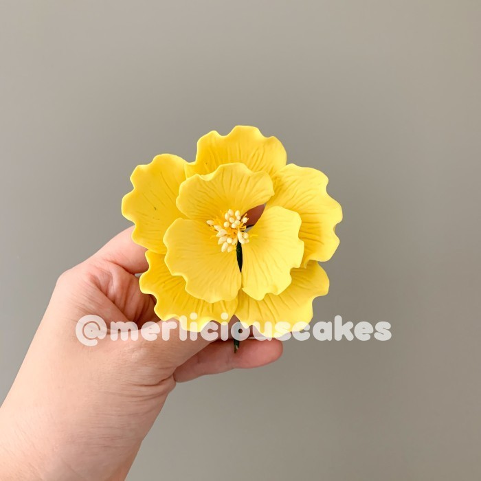 

New Arrival- Open Rose Yellow Kuning Bunga Gumpaste Flower Cake Kue Topper