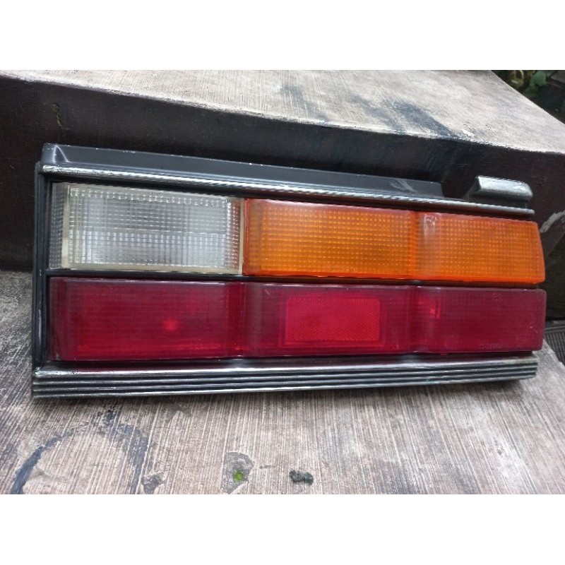 Stoplamp Lampu belakang Toyota Corona TT123 1981
