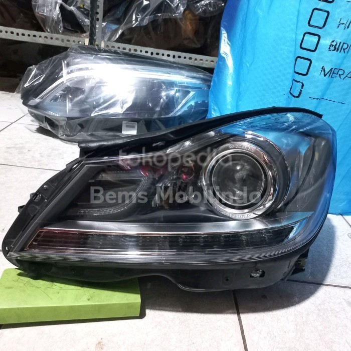 Lampu Depan Headlamp Mercedes Benz W204 Facelift LH