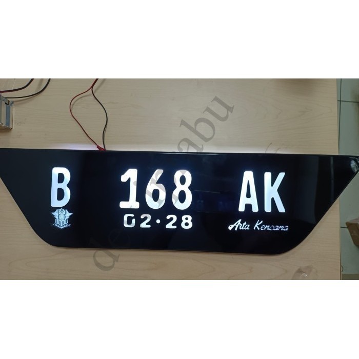 Dudukan Plat nomor Grafir Laser Custom Nama - Hanya Cover ewr - Black Laser
