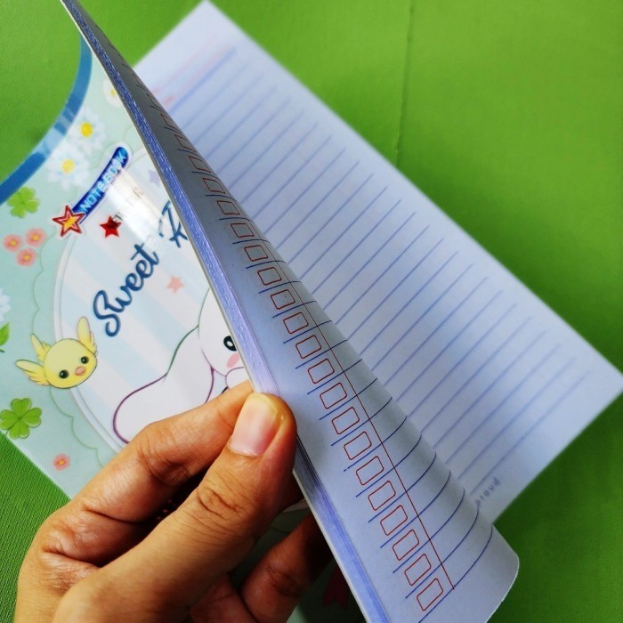 

bib 1 PACK 5 PCS BUKU TULIS NEWSTAR 38 LEMBAR KARAKTER LUCU KUROMI - KUROMI