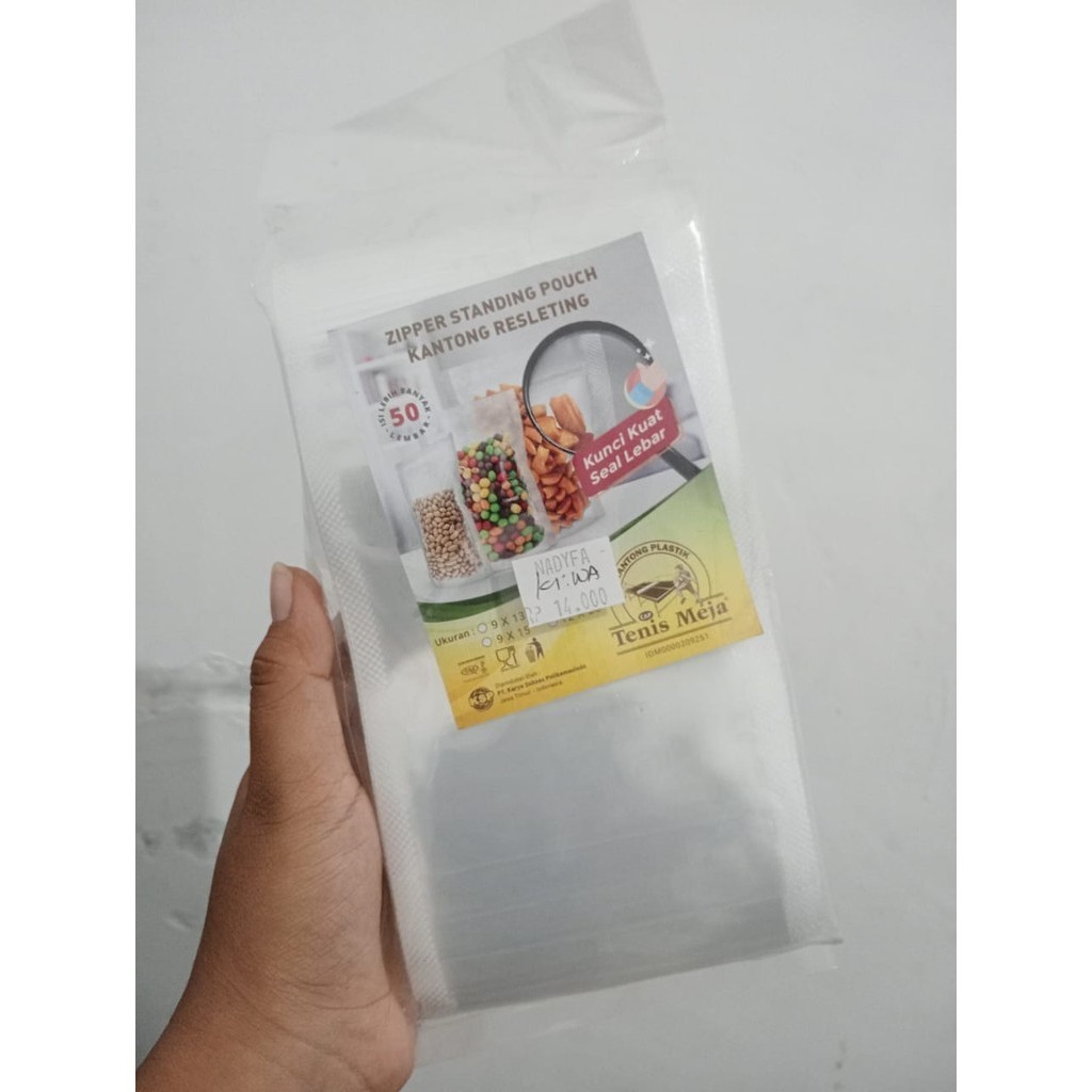 Standing pouch 10x17