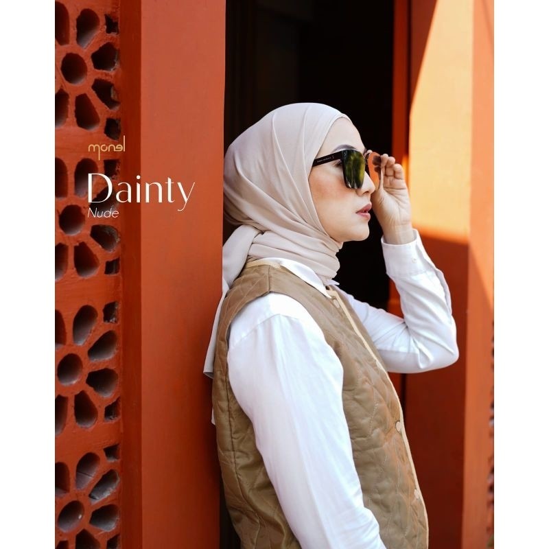 Terlaris ~DAINTY pashmina instant/kerudung/instant/pashmina by Monel_Chavians Hijab Cantik Hijab Pre