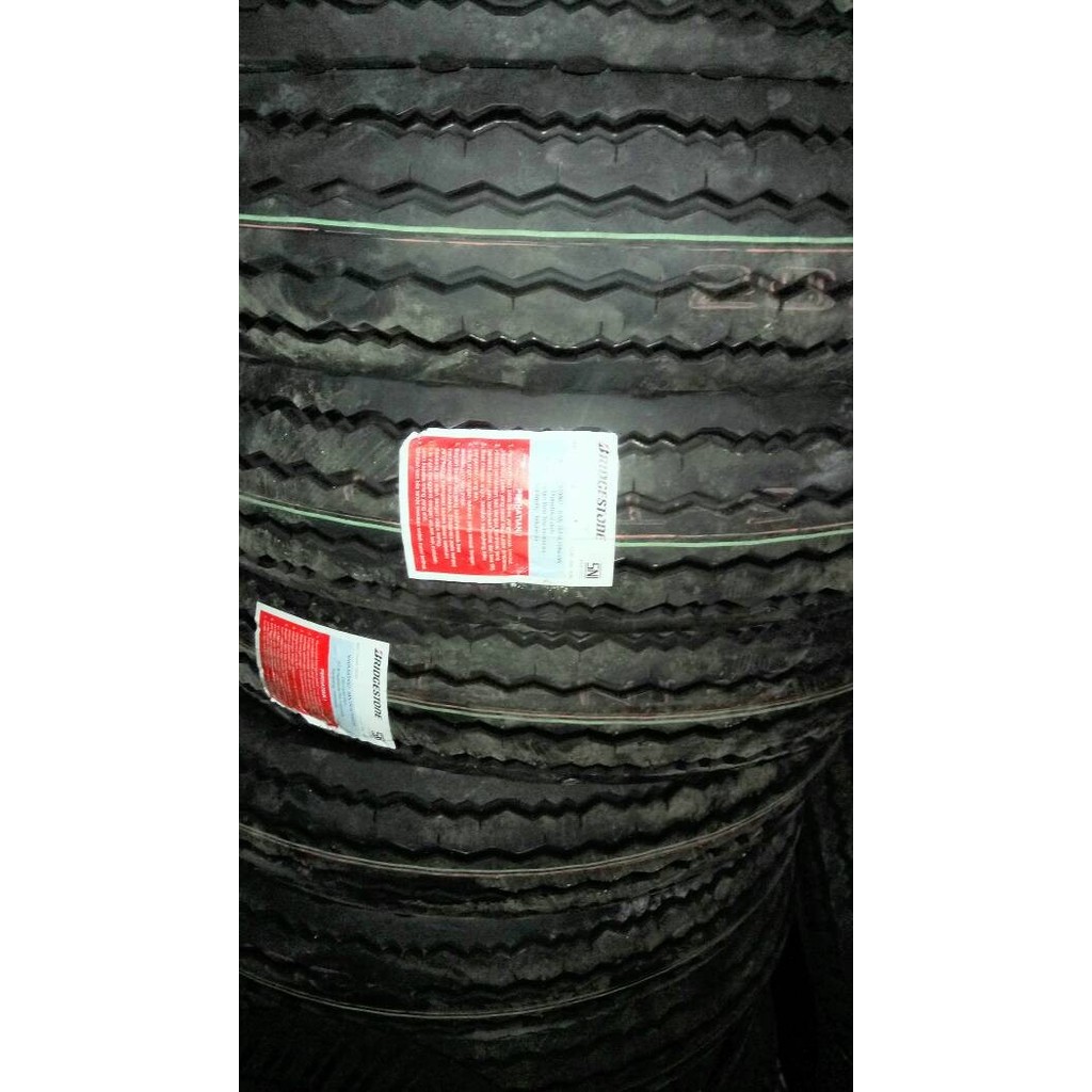 Ban Luar Mobil Bridgestone MRN Ukuran 750-15.Untuk Mobil Truck Engkel. berkualitas