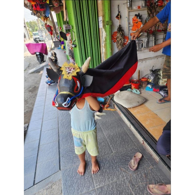 banteng bantengan kayu