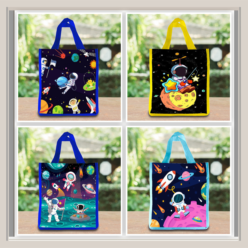 

GOODIE BAG POTRAIT ASTRONOT / TAS ULTAH READY STOK MURAH / TAS ULANG TAHUN