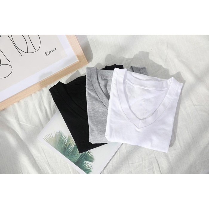 Kaos V Neck Polos Combed 30s / atasan wanita / unisex / kaos pria - Hitam, M