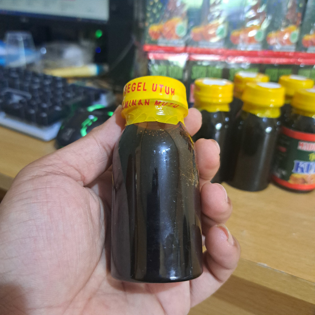 

MADU PAHIT STAMINA PRIA KUAT SEGEL KUNING MADU STAMINA PRIA/ TONIK CAP KUDA 100% ori segel