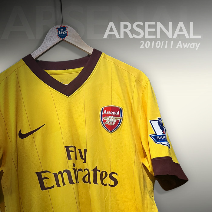 2010-11 ARSENAL AWAY SHIRT VAN PERSIE #10