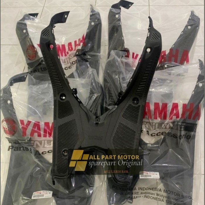 BOARD FOOTREST B3W-F7481-00 PIJAKAN KAKI GEAR 125 ORIGINAL YAMAHA