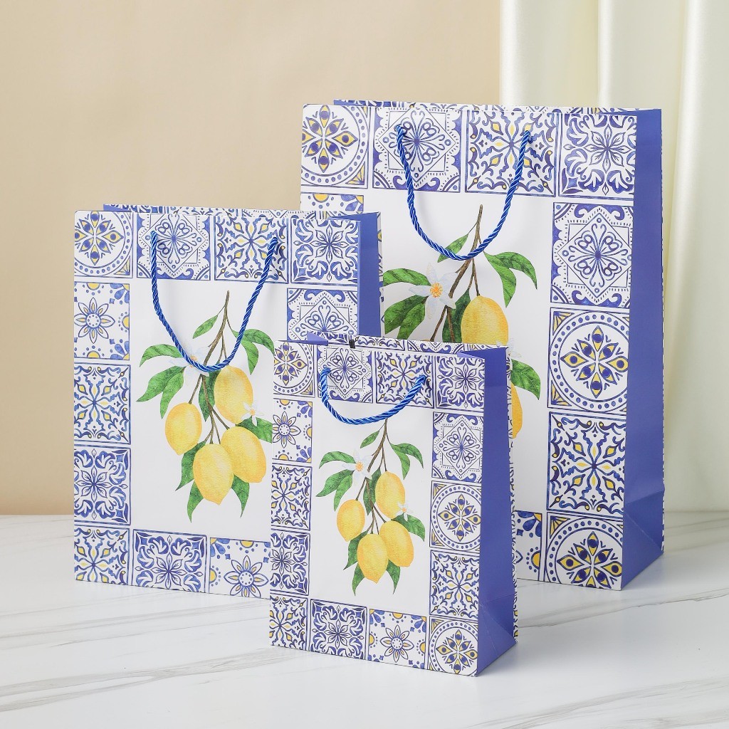 

Myware Paper Bag Kado Birthday Paper Bag Lucu Ulang Tahun Paper Bag Kelahiran Kemasan Hadiah Lahiran yang Elegan dan Indah Warna Pastel Pink Kado Anniversary Pernikahan Ulang Tahun