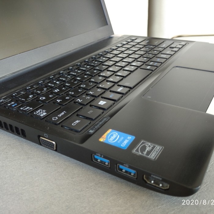 Notebook murah Toshiba r734 ram 4Gb core i3 haswell