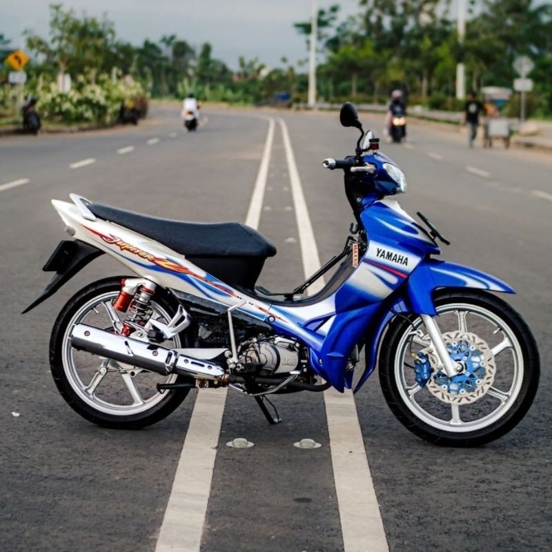 STRIPING STICKER JUPITER Z 2005 CW BIRU PUTIH STICKER JUPITER Z BIRU PUTIH 2005 CW CAST WELL