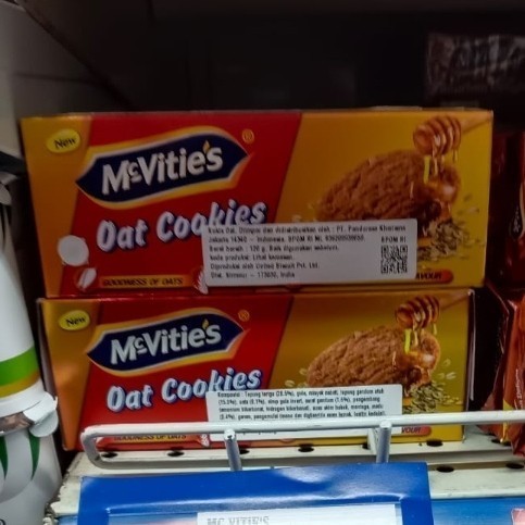

mcvities oat cookies Biscuit 120gr biskuit gandum