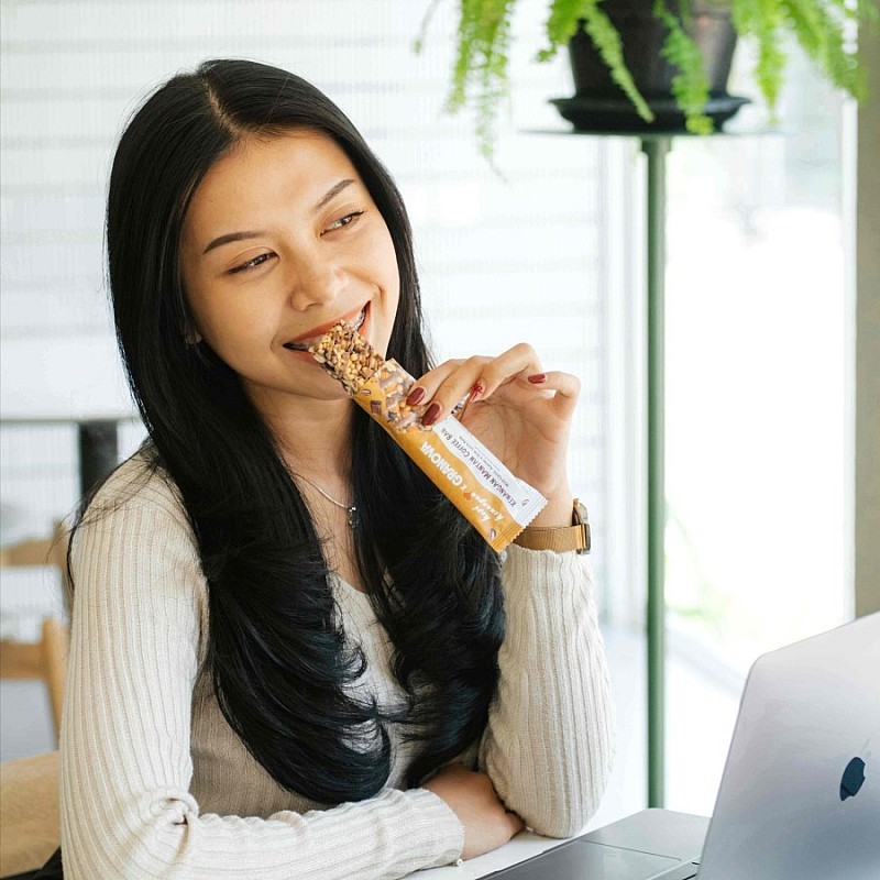 

RB Granola Bar by Granova Snackbar Sarapan 26 gr - 1 Karton Isi 16pcs