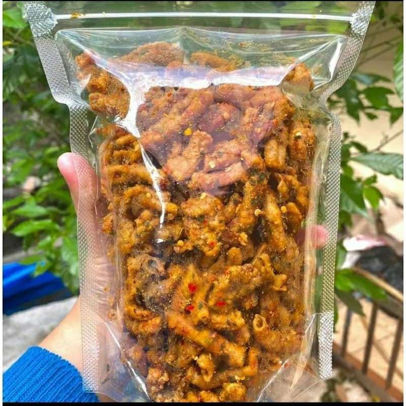 

USUS PEDAS DAUN JERUK ISI 100GRAM ENAK CEMILAN SEHAT CEMILAN MURAH CEMILAN SANTAI Enak Bangettt | usus pedas
