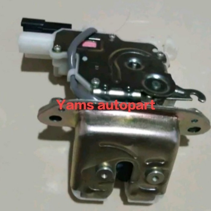 doorlock pintu belakang bagasi calya sigra original