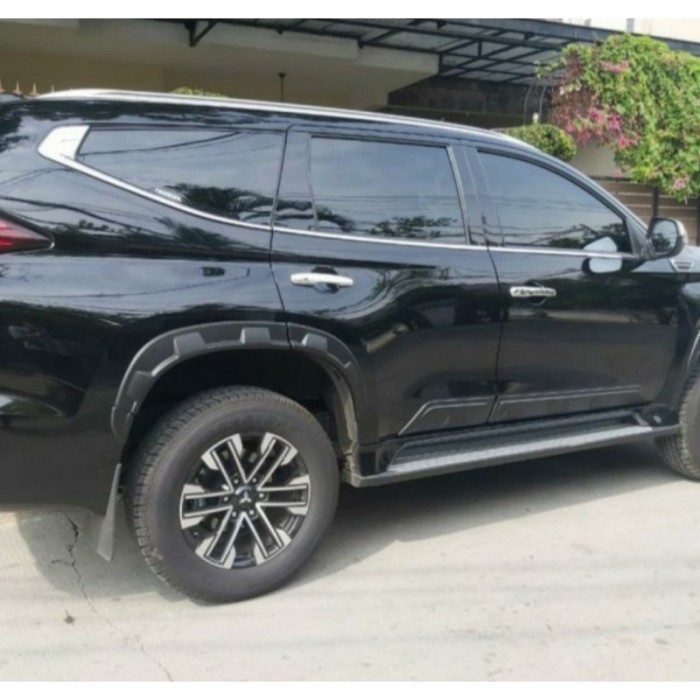 aksesoris fender pajero rockford