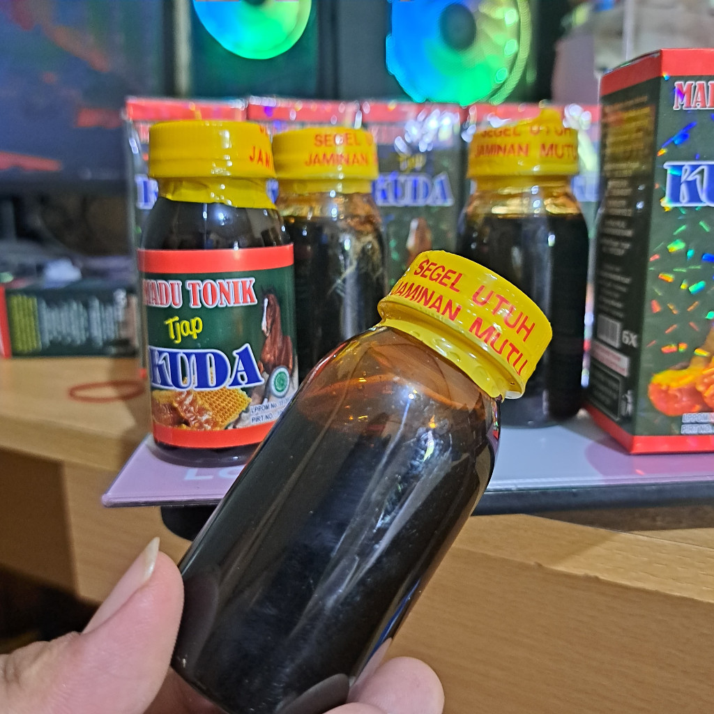 

Madu Herbal Alami MADU SUPER TONIK kemasan polos privasi aman 60ml