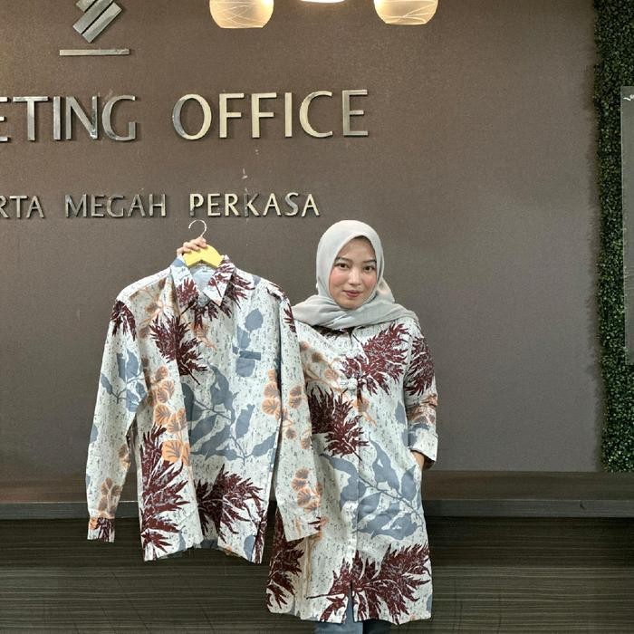 Tunik Batik Wanita Pasangan Bahan Katun Solo Premium Motif Bunga Sakura Putih - WANITA, S