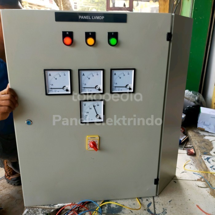 Panel Distribusi 3 Phase Daya 10,6 Kva