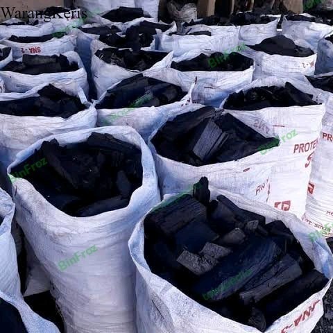 

Arang Kayu/Areng kayu 1 karung/Bakaran/Karbon Aktif/Tanaman murah